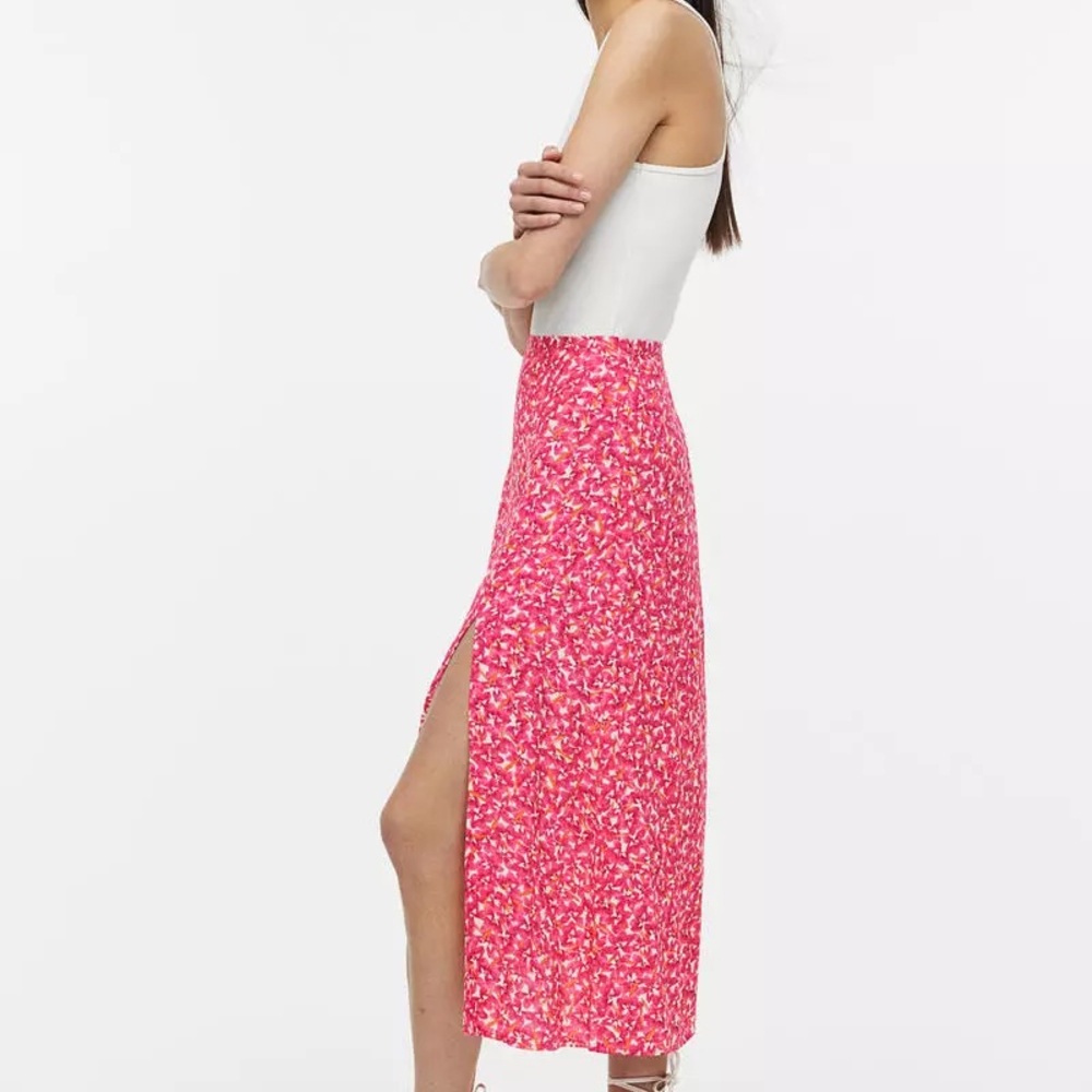 H&M Pink Patterned Maxi Skirt